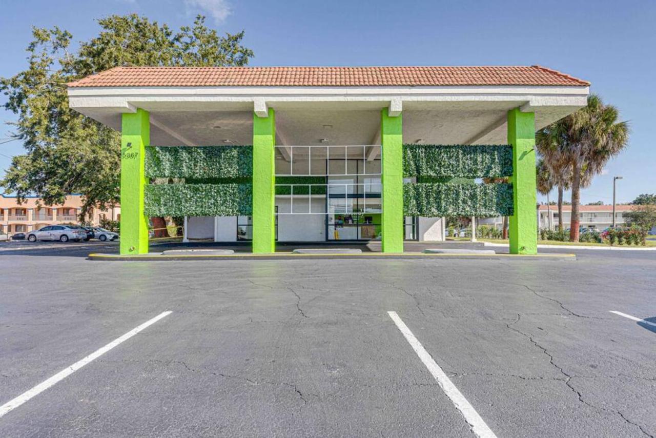 Travel Lodge By Wyndham 10 Min From Disney Kissimmee Bagian luar foto